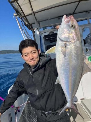 ヒレナガカンパチ