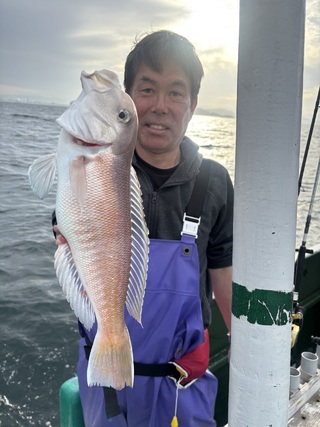 シロアマダイ