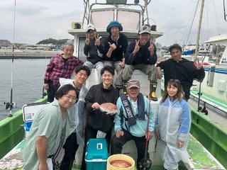ハナダイ