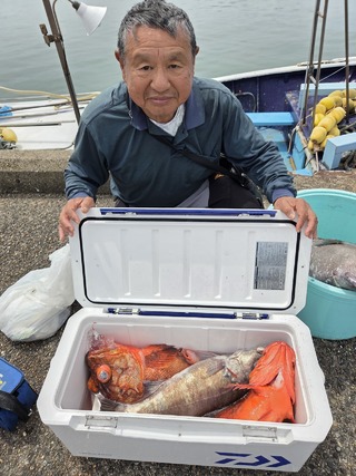 アラ