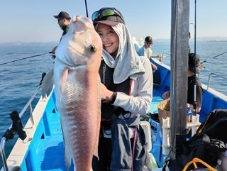 シロアマダイ