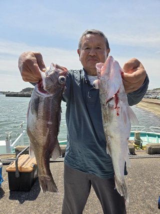 アラ