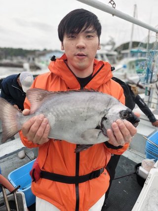 イシダイ
