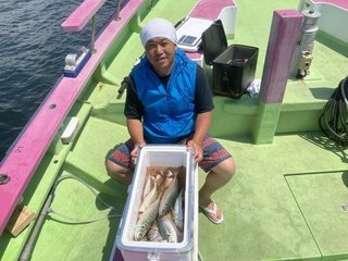 マアジ