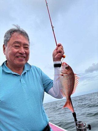 ハナダイ