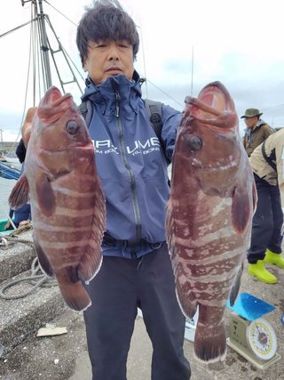 ハタ