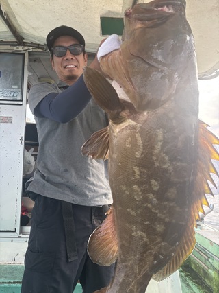 アラ