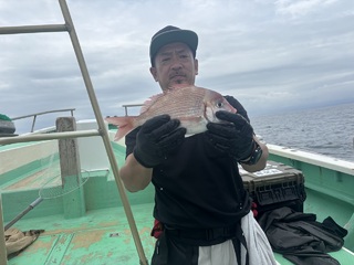 ハナダイ