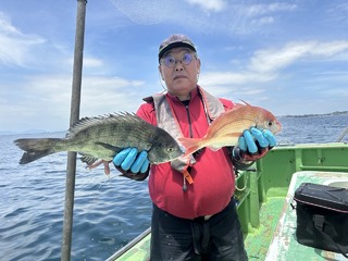 ハナダイ