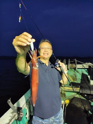 シロイカ