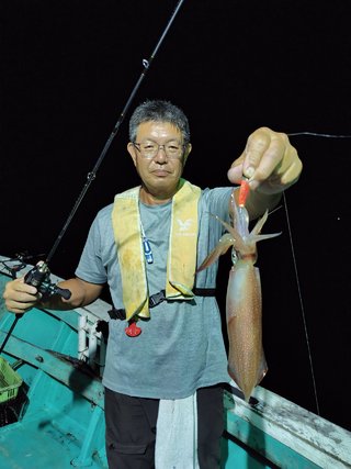 シロイカ