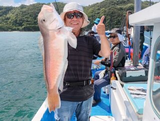 シロアマダイ