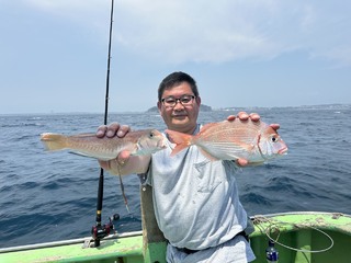 ハナダイ