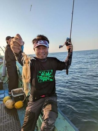 シロイカ