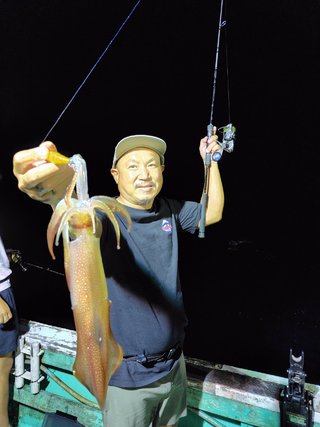 シロイカ