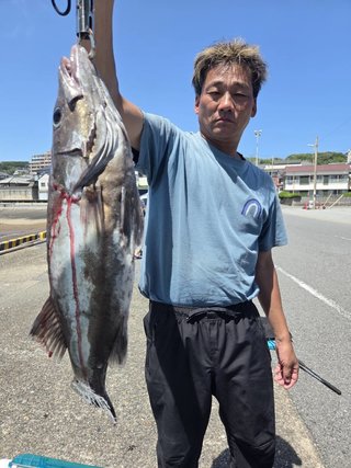 アラ