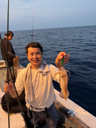 シロイカ
