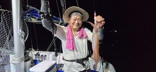 アカイカ