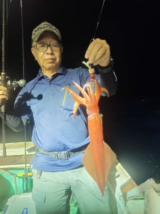 シロイカ