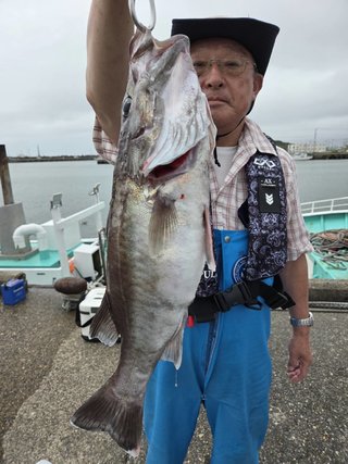 アラ