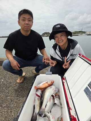 アラ