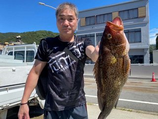 アカハタ