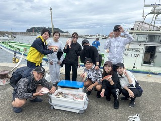 ハナダイ