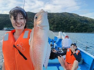 シロアマダイ