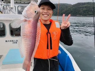 シロアマダイ