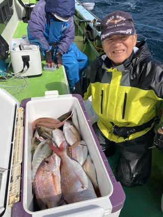 ハナダイ