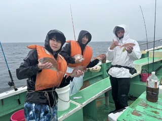 ハナダイ