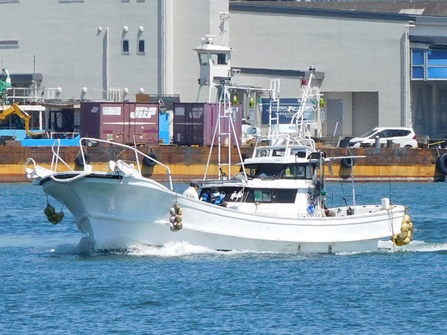 海神（福岡市／博多港カモメ広場前）